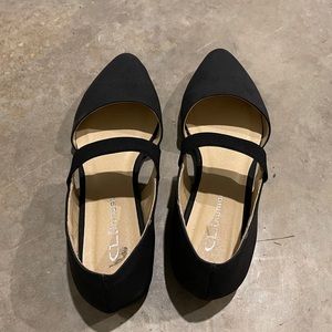 Black Flats / Sandals with Strap
